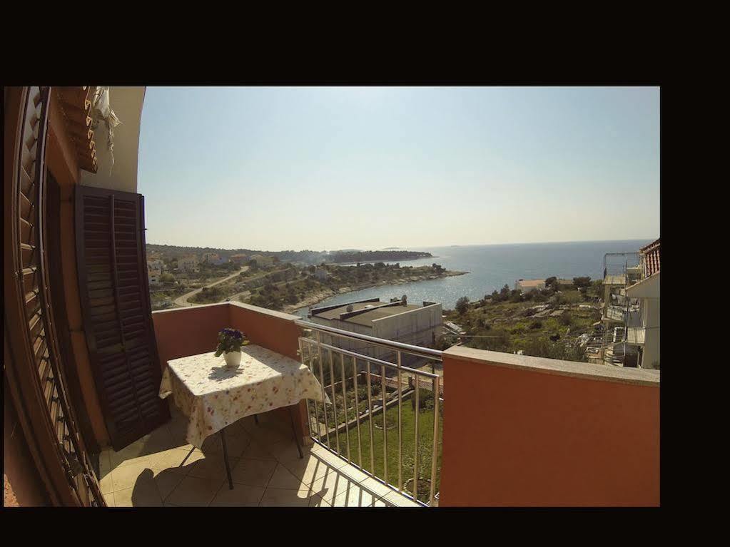 Apartments Martina Primošten Dış mekan fotoğraf