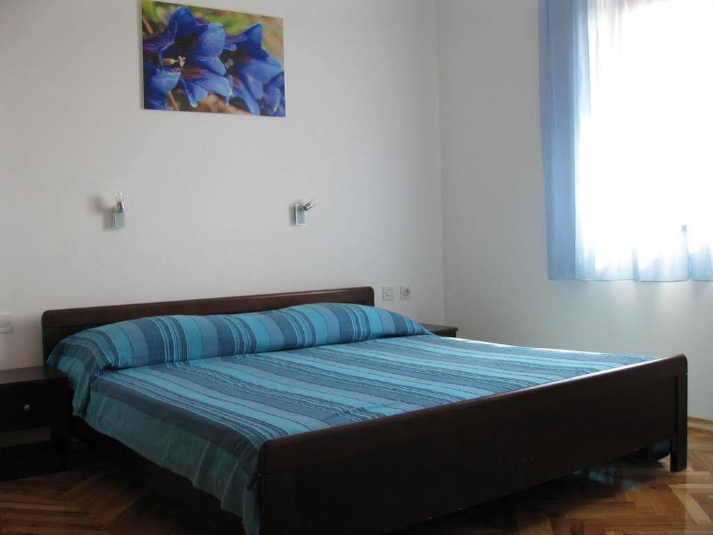 Apartments Martina Primošten Dış mekan fotoğraf